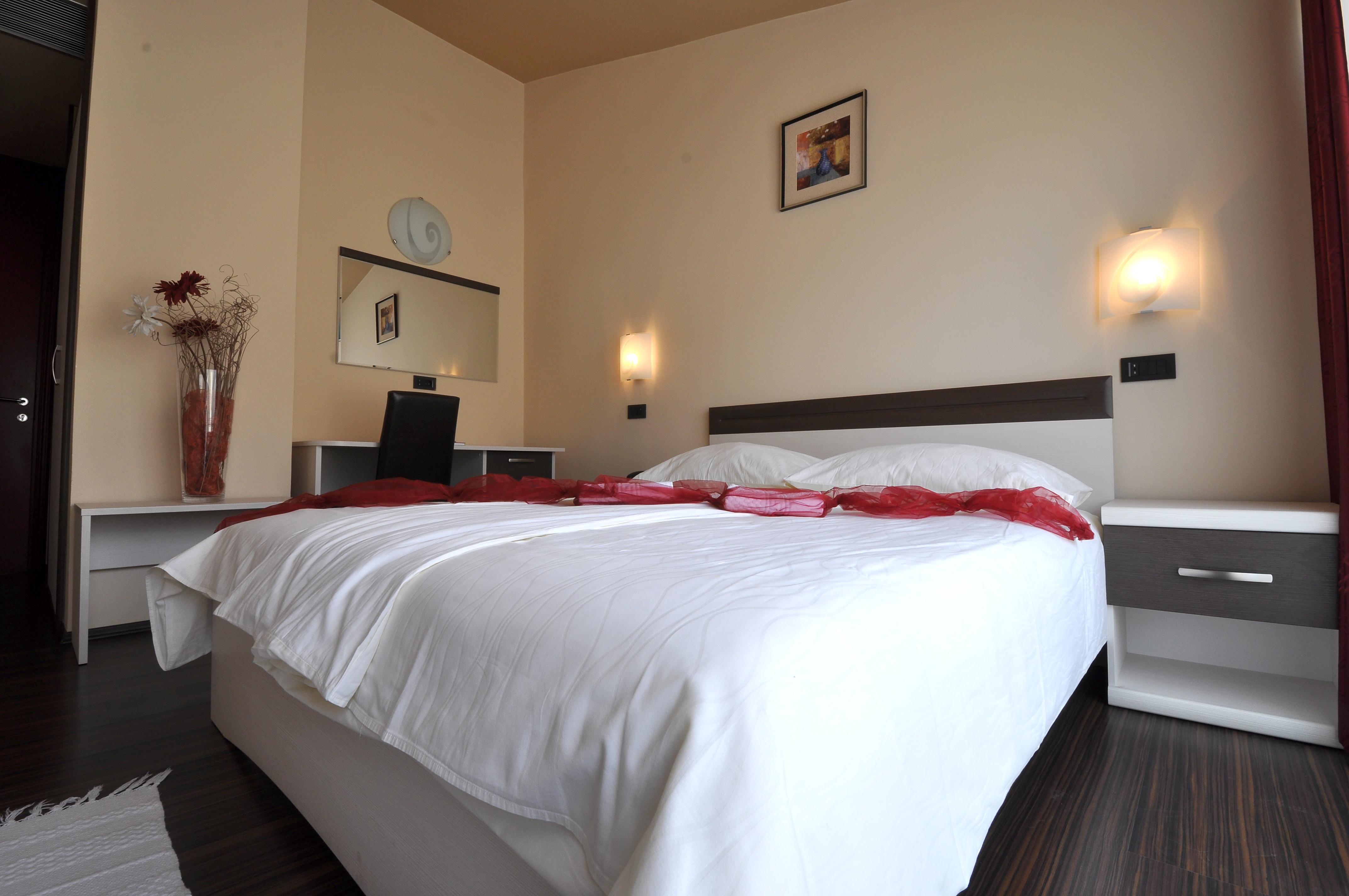 Hotel Fontana 부젯 외부 사진